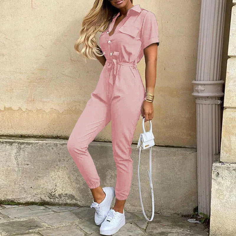 Drune | Jumpsuit mit Frisur Upgrade deine Sommergarderobe mit unserem stylischen Jumpsuit mit Frisur