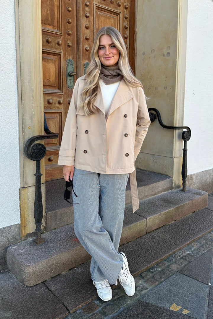 Drune | Trenchcoat Gürtel Doppelt Genäht Beiger Trenchcoat Trenchcoat Frauen