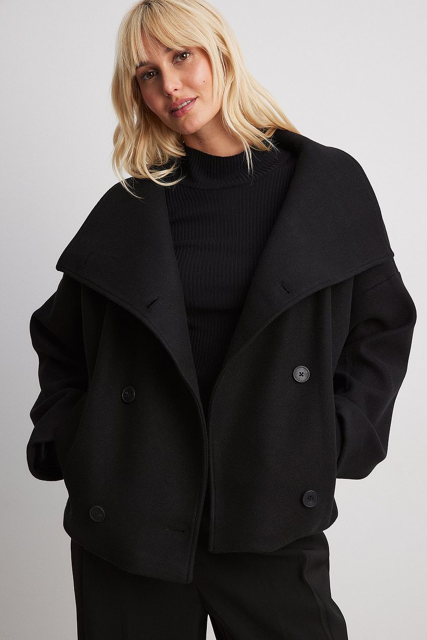 Drune | Damen Kurze Oversized Winterjacke mit Reverskragen und Doppelt Knopfrei