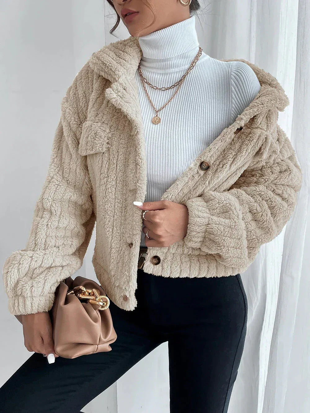 Drune | Dicke Plüschjacke für Frauen