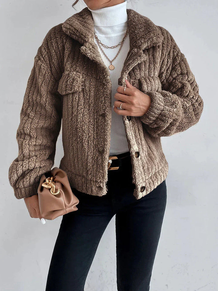 Drune | Dicke Plüschjacke für Frauen
