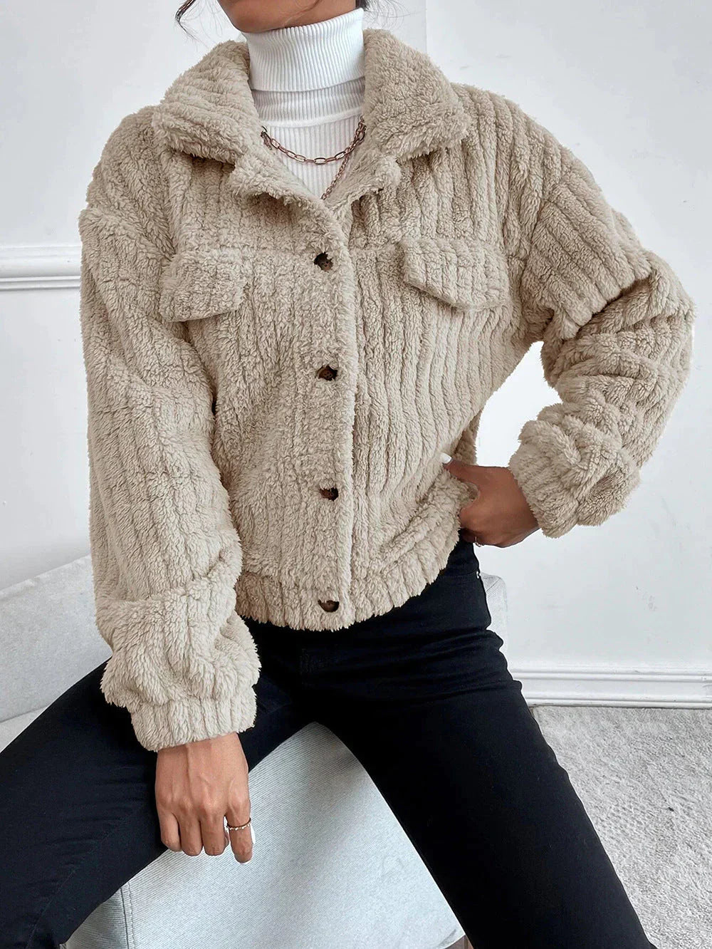 Drune | Dicke Plüschjacke für Frauen