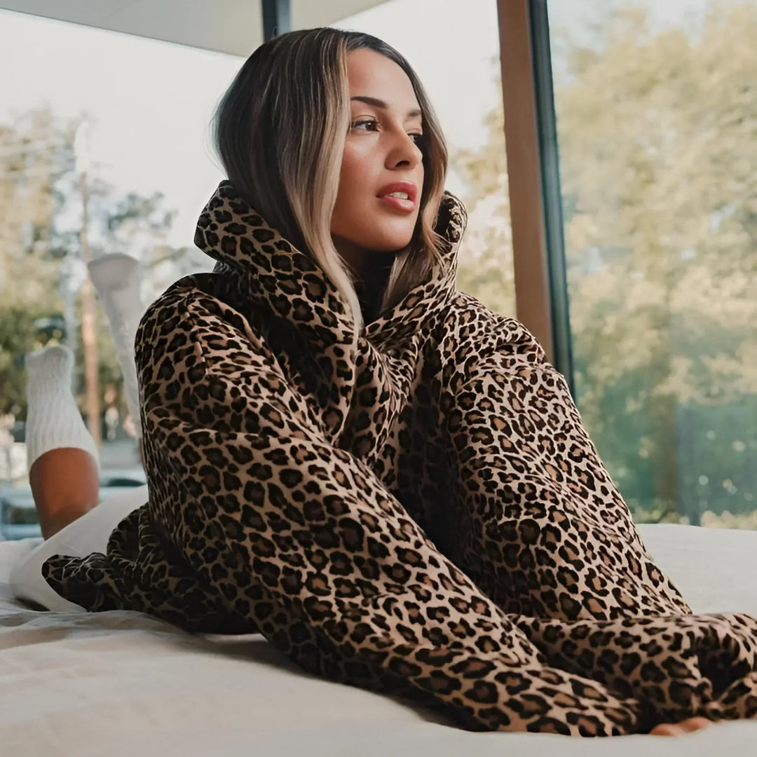 Drune | Luxe Damen Kapuzenpullover mit Pantherdruck