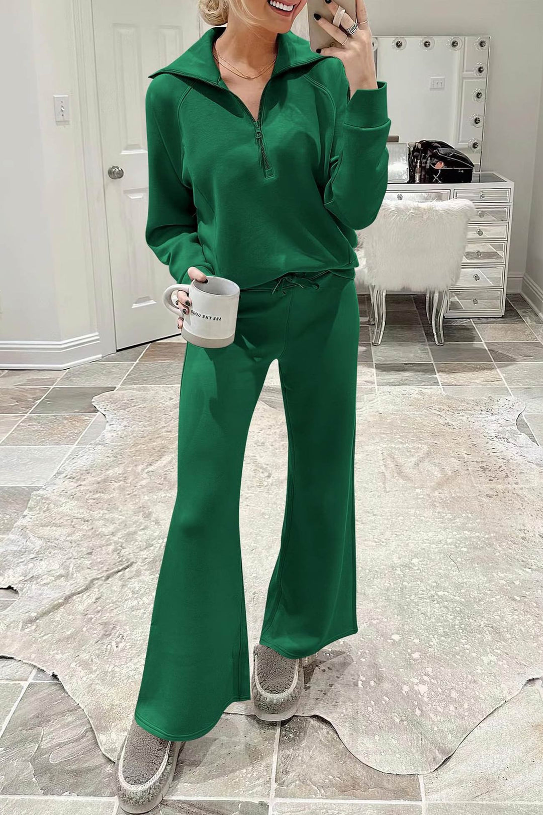 Drune | Langes Hosen-Set mit weitem Bein und Revers-Reißverschluss-Sweatshirt