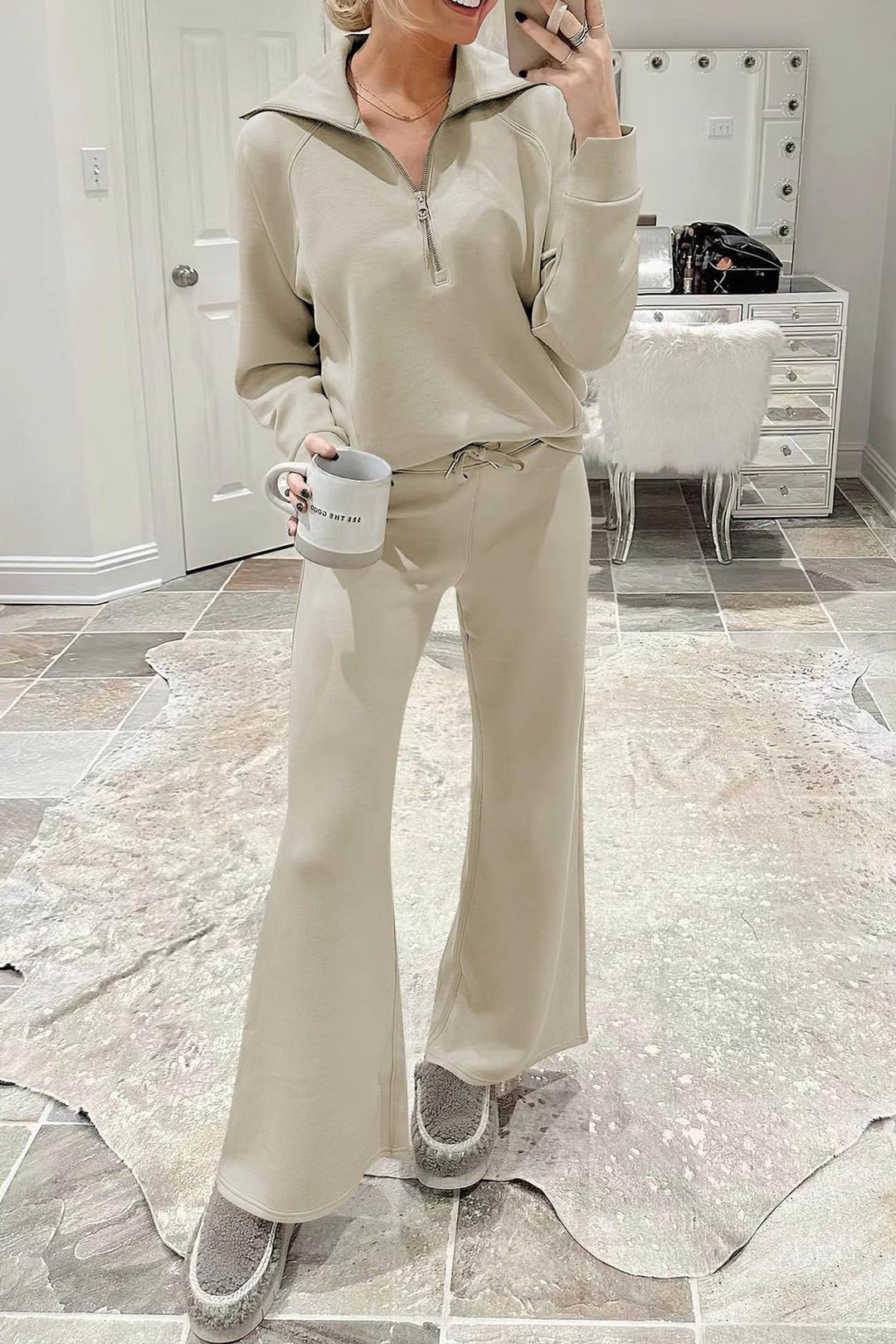 Drune | Langes Hosen-Set mit weitem Bein und Revers-Reißverschluss-Sweatshirt