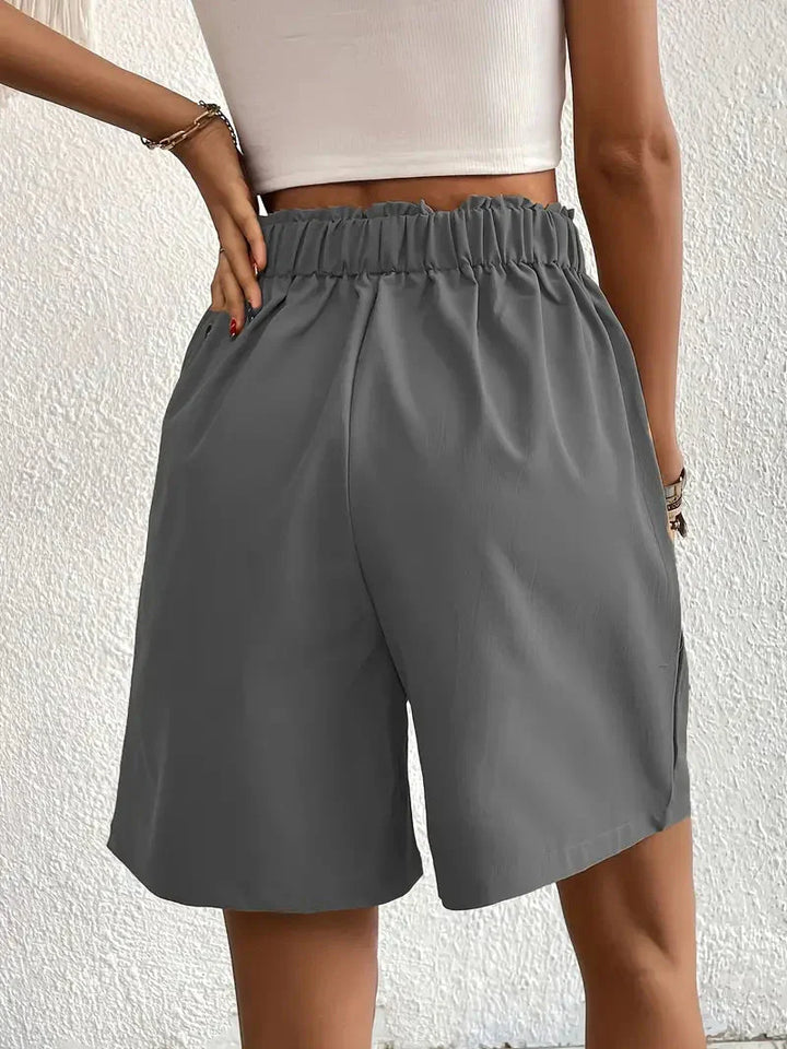 Drune | Hochtaillierte Leinenshorts für Damen
