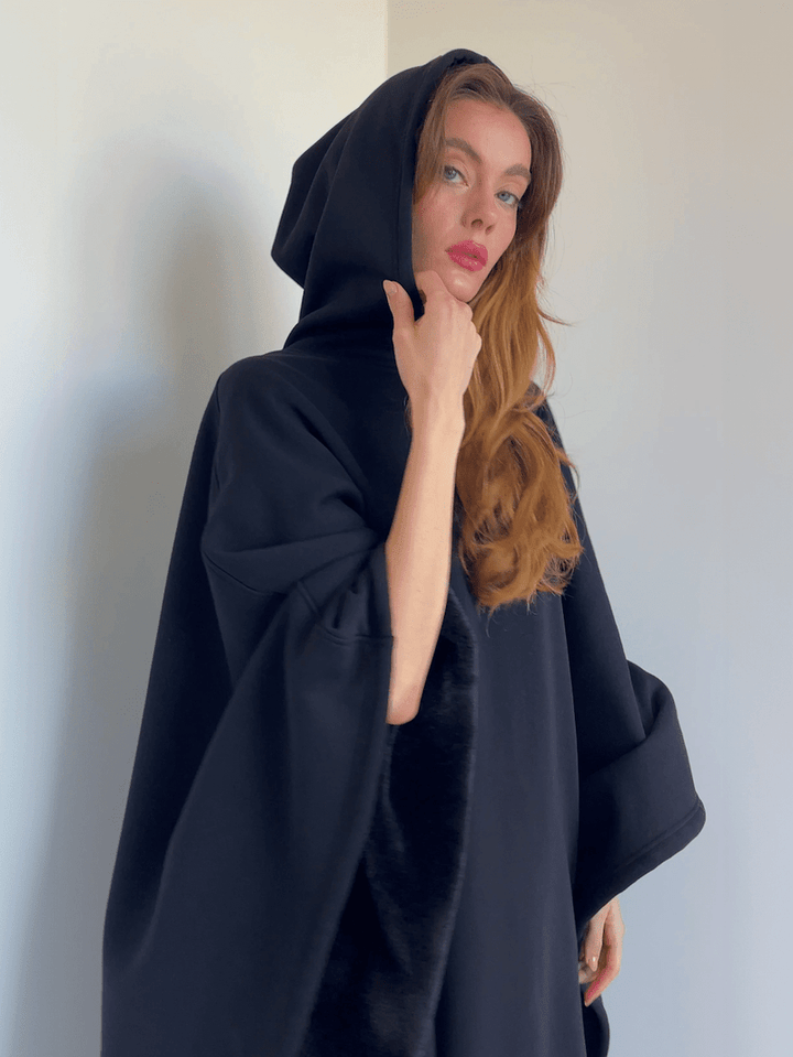Drune | Luxuriöser Fleece-Poncho mit Kapuze für ultimativen Komfort