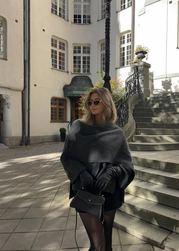 Drune | Luxuriöser Cape-Mantel Elegante & Zeitlose Oberbekleidung