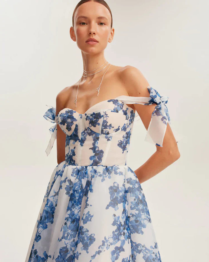 Drune | blaues Organza Midi Kleid mit Hortensienmuster