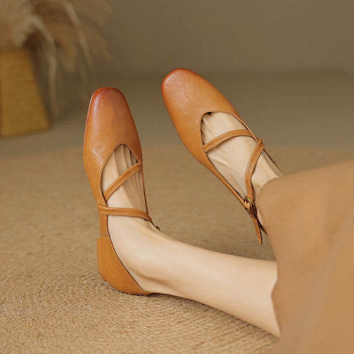 Klassische Damenschuhe aus Leder Drune Drune