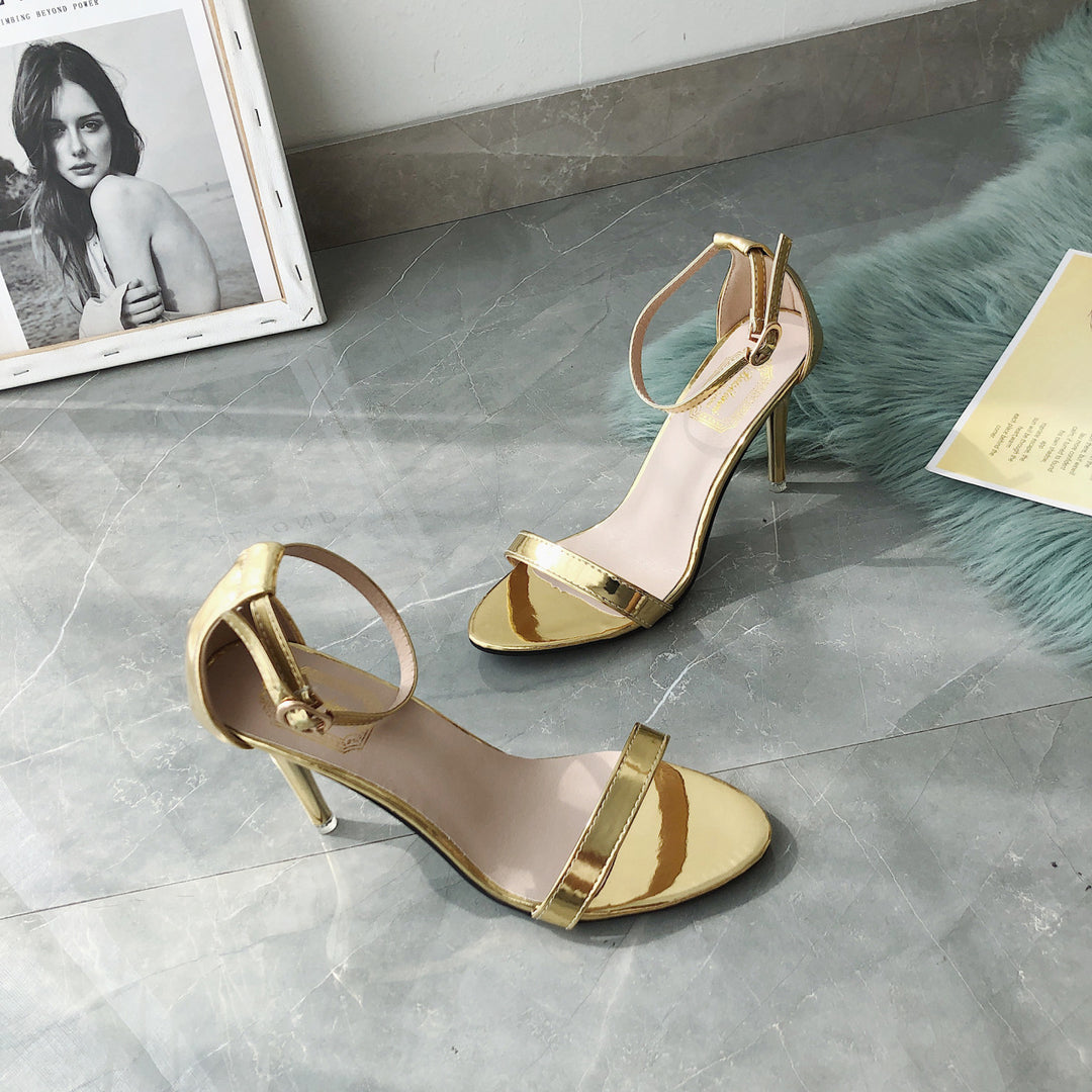 Damen Hochglanz Strappy Stiletto Sandalen mit verstellbarem Knöchelriemen Drune