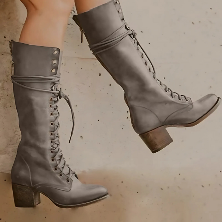 Drune | Knielange Stiefel Schnürung Vorn Blockabsatz Rundspitze Reißverschluss Hinten