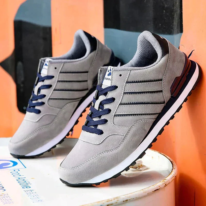 Klassische Herrensneaker Drune