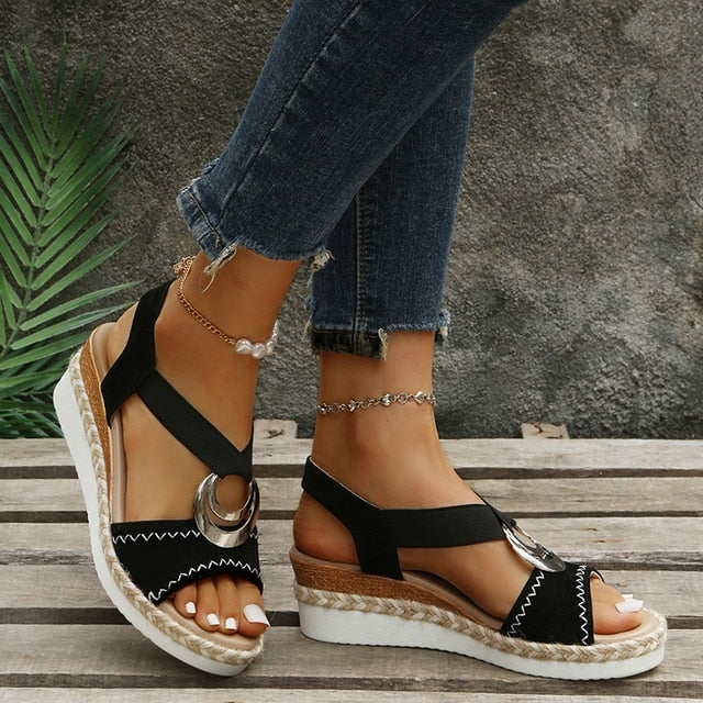 Drune | Orthopädische Keilsandalen Design