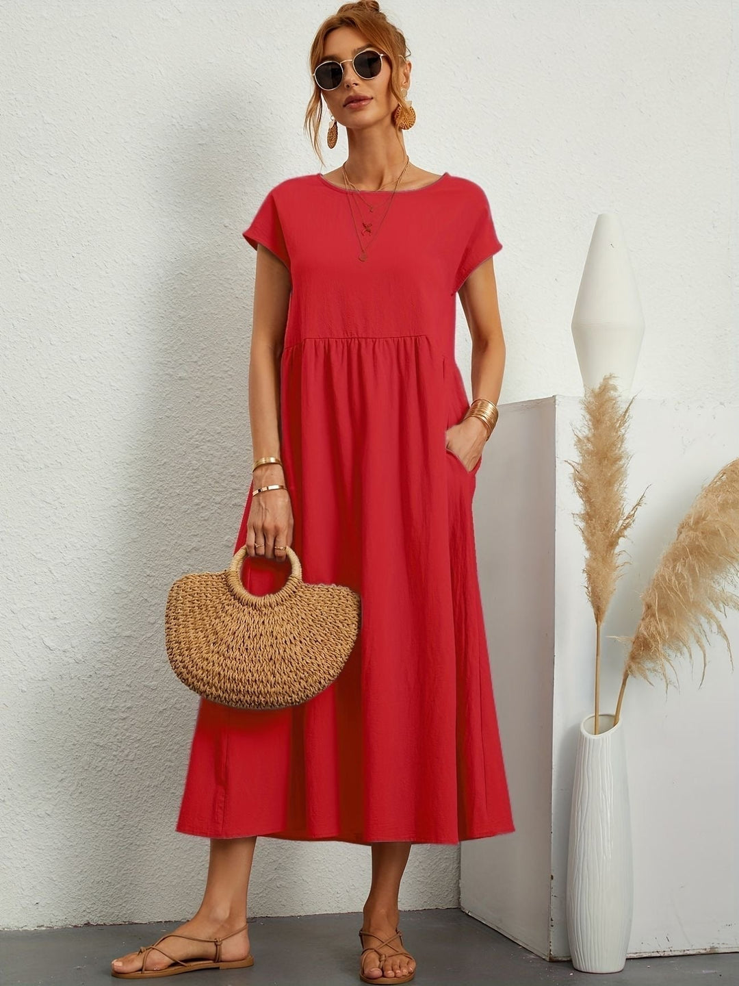 Drune | Rundhalsausschnitt Kleid Elegantes Design für Damen