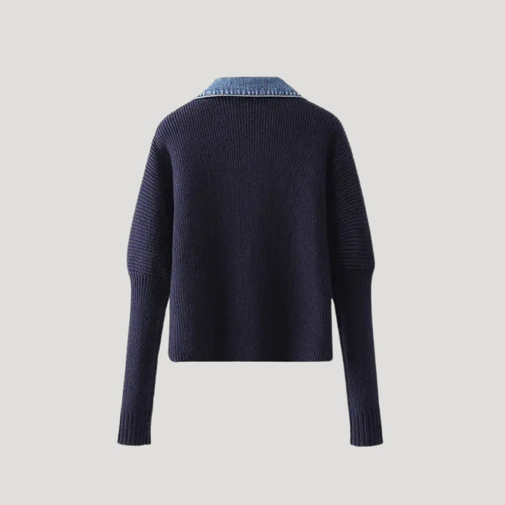 Drune | Pullover mit Denimkragen und Knopfleiste