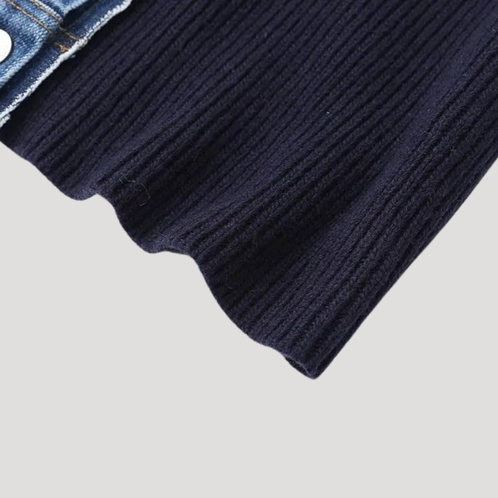 Drune | Pullover mit Denimkragen und Knopfleiste