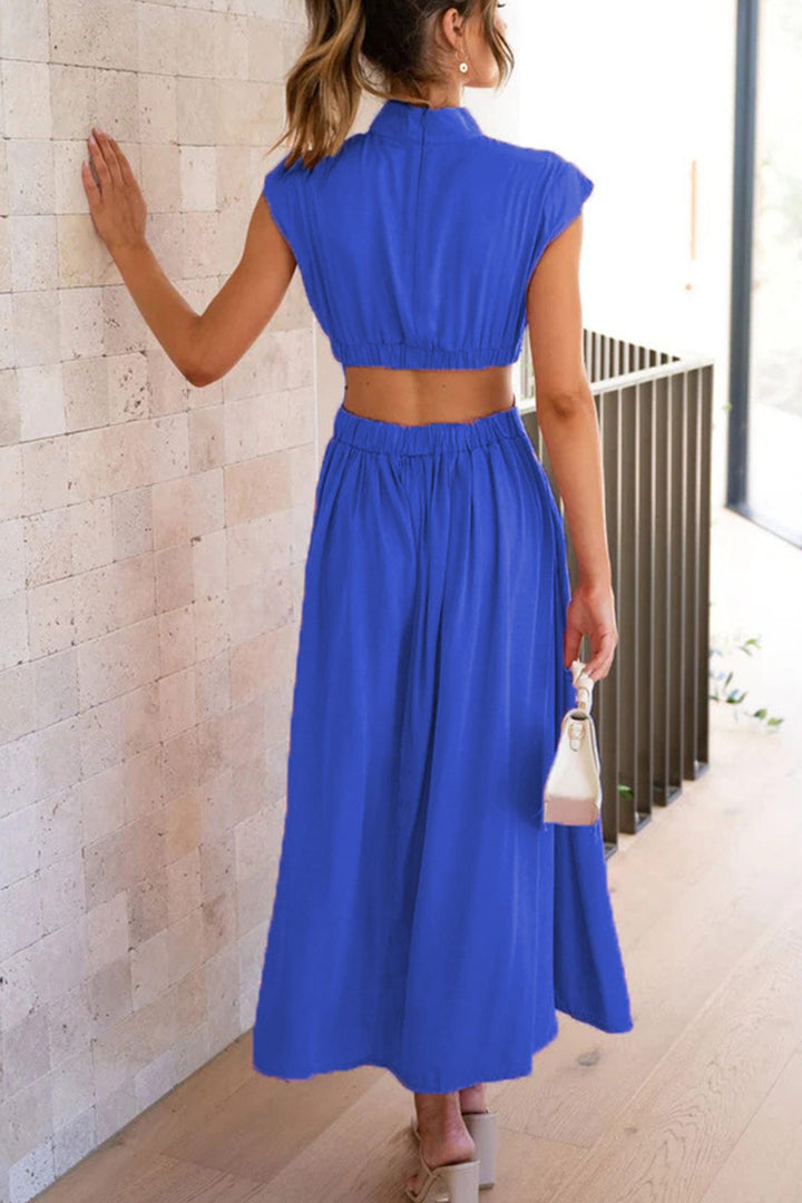 Drune | Mock Neck Cutout Midi Kleid