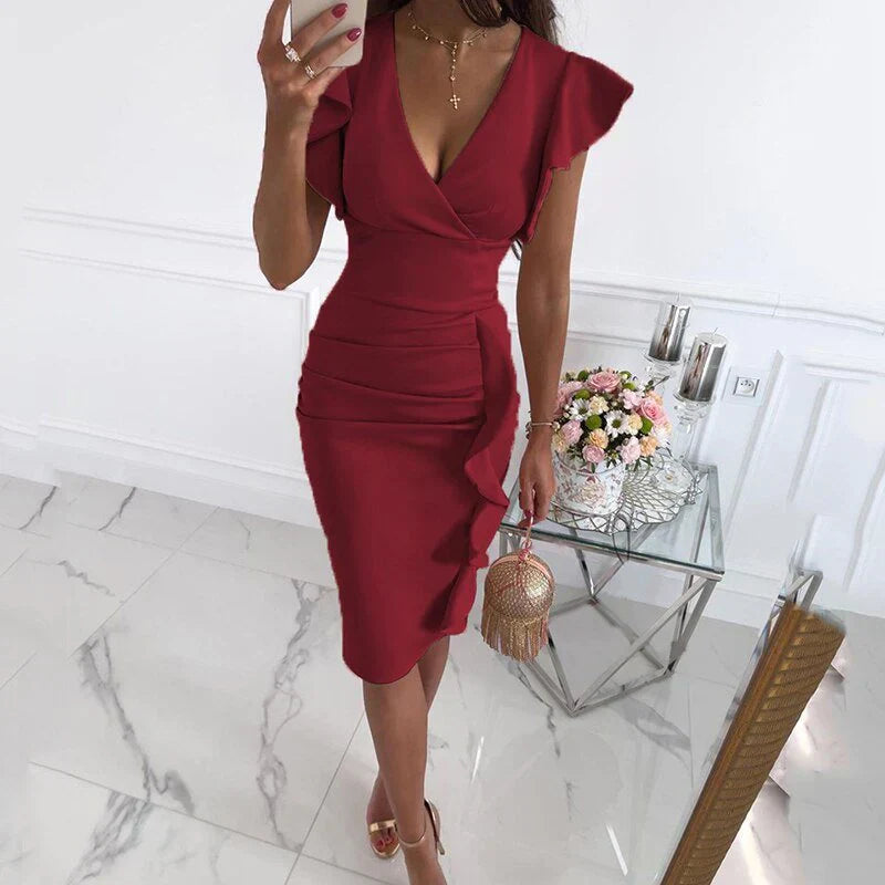 Drune | Kleid mit Rüschensäumen und V-Ausschnitt