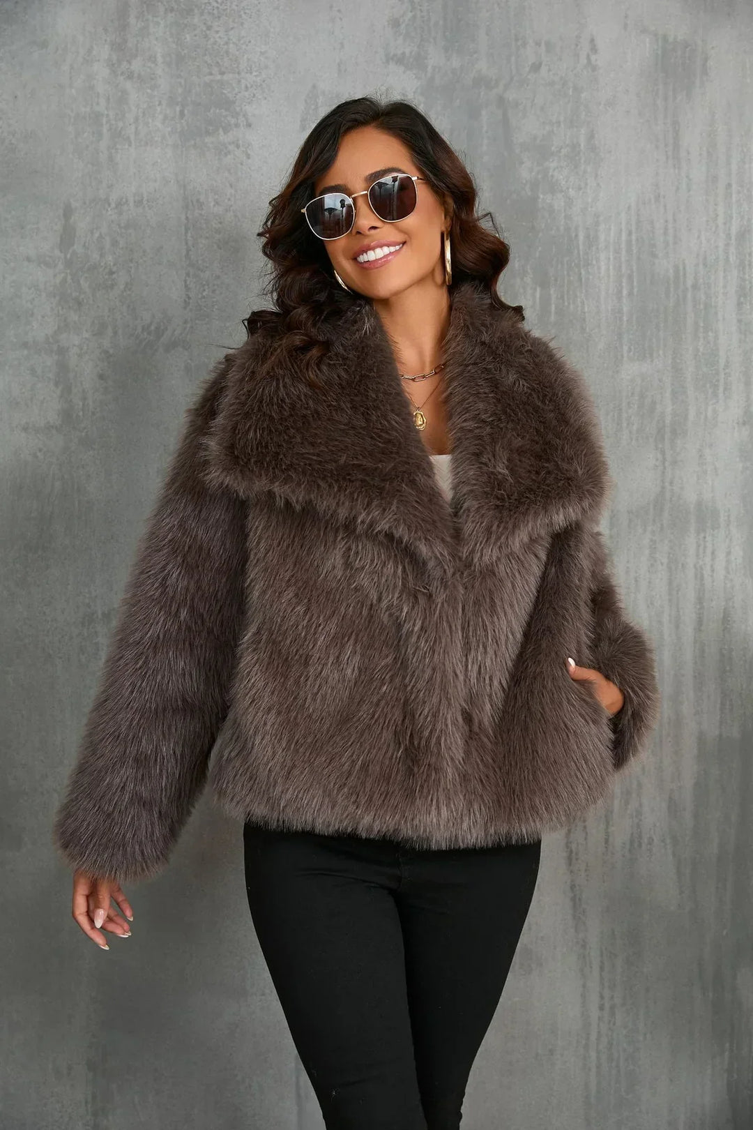 Drune | Jacken Kurz Flauschig Pelzjacke Winterjacke für Damen