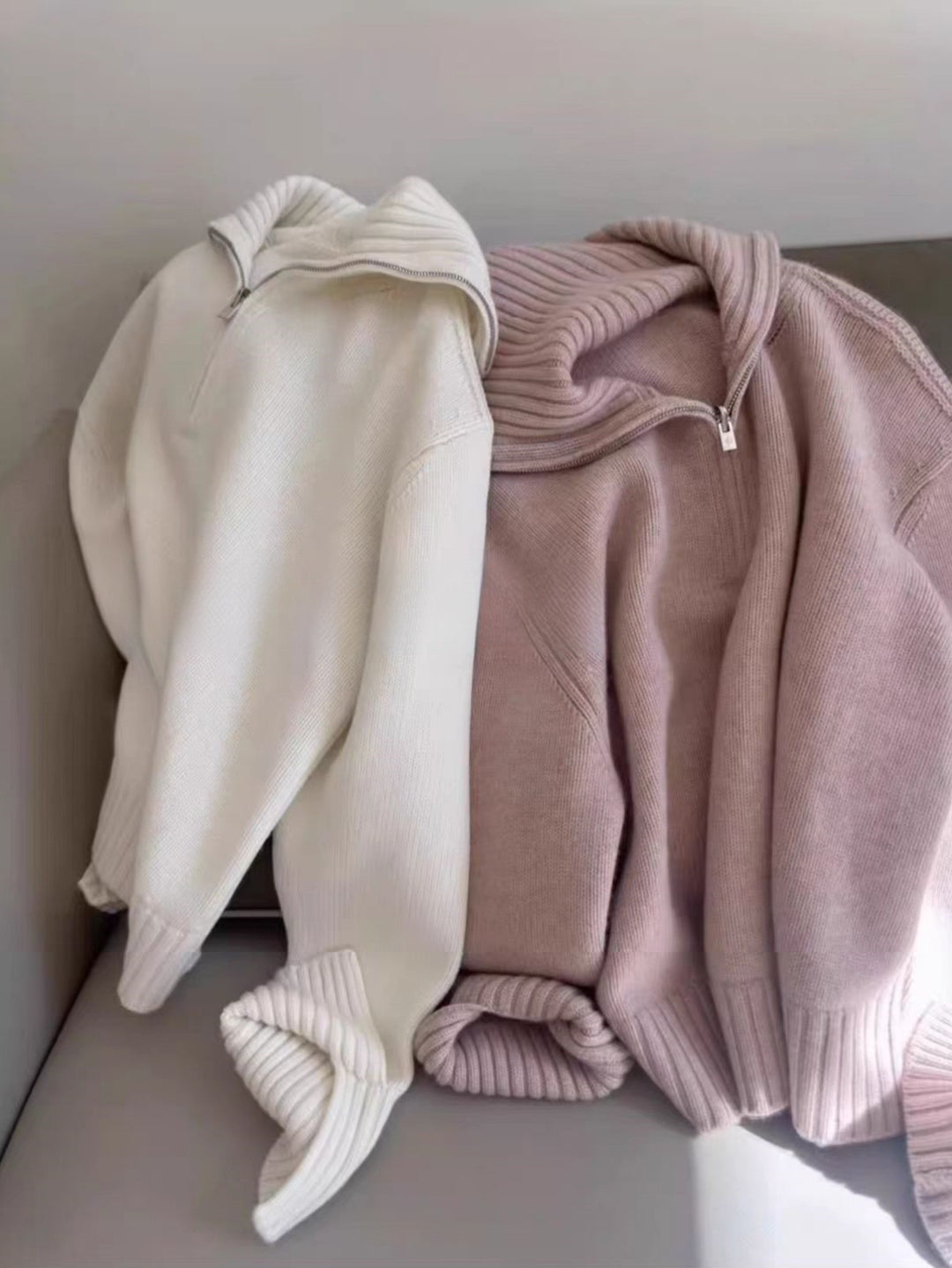 Damen Oversize Feinstrickpullover mit halbem Reißverschluss und weitem Rollkragen Drune