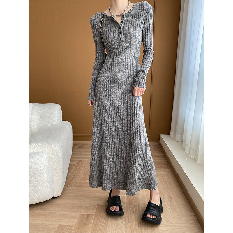 Damen langes Strickkleid mit Knopfleiste und figurbetontem Schnitt Drune