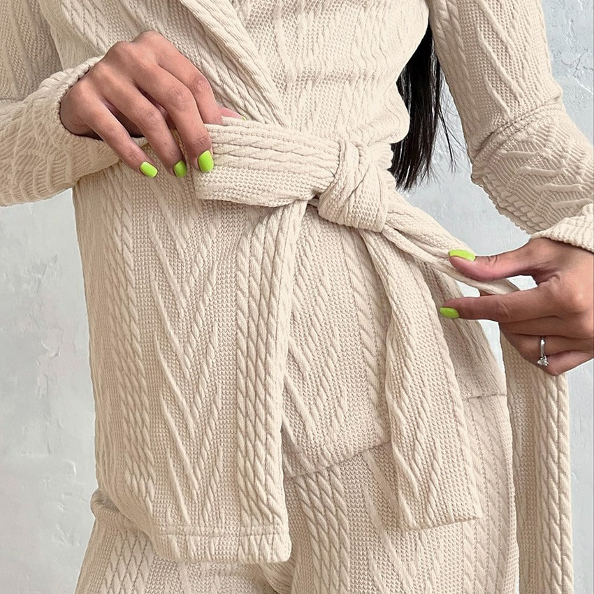 Damen Strickanzug im modernen Look mit eleganten Details Drune