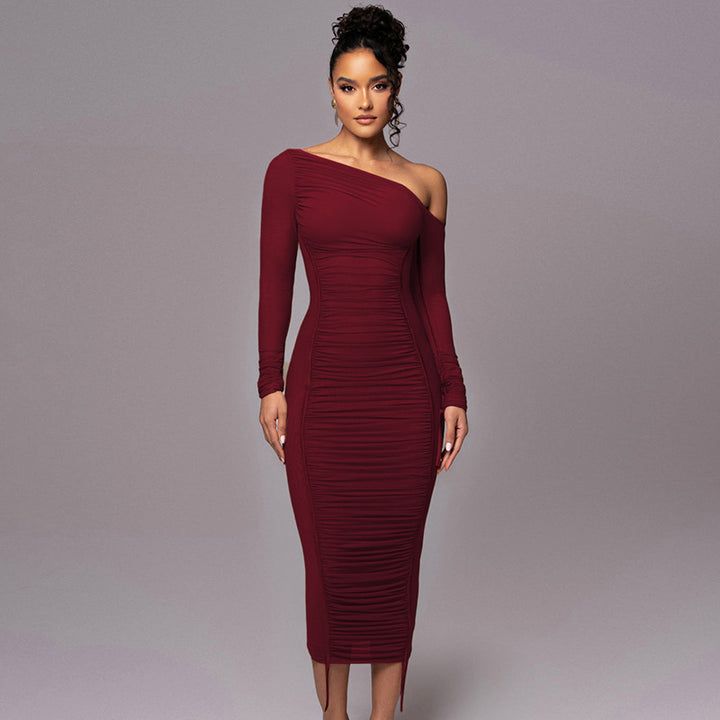 Damen figurbetontes Kleid mit asymmetrischem Ausschnitt und raffinierten Raffungselementen Drune