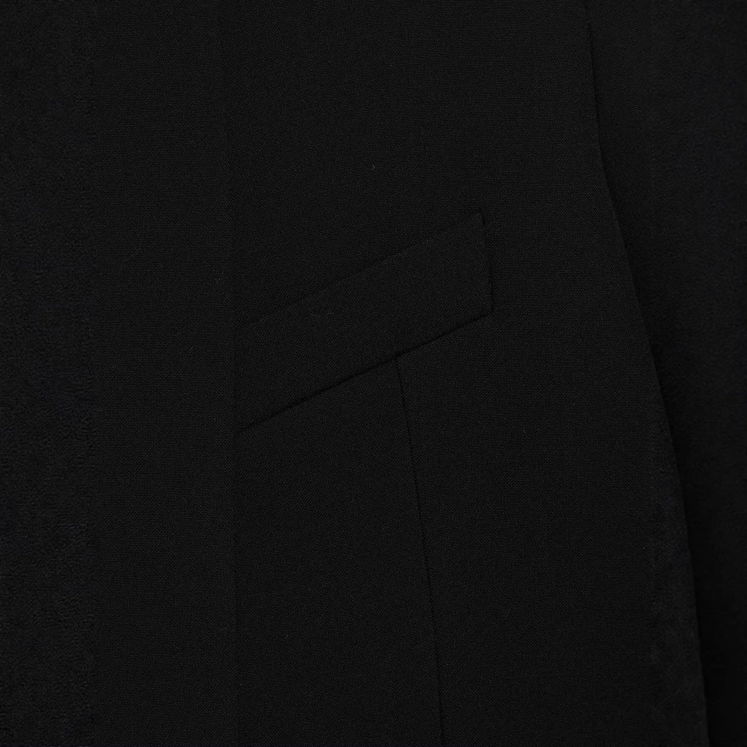 Damen Kurze Boxy-Capejacke mit Stehkragen, verdeckter Knopfleiste und Pattentasche Drune