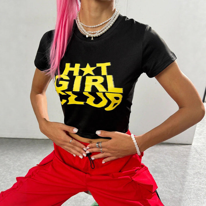 Damen Crop-T-Shirt mit auffälligem Schriftzug und figurbetontem Schnitt Drune