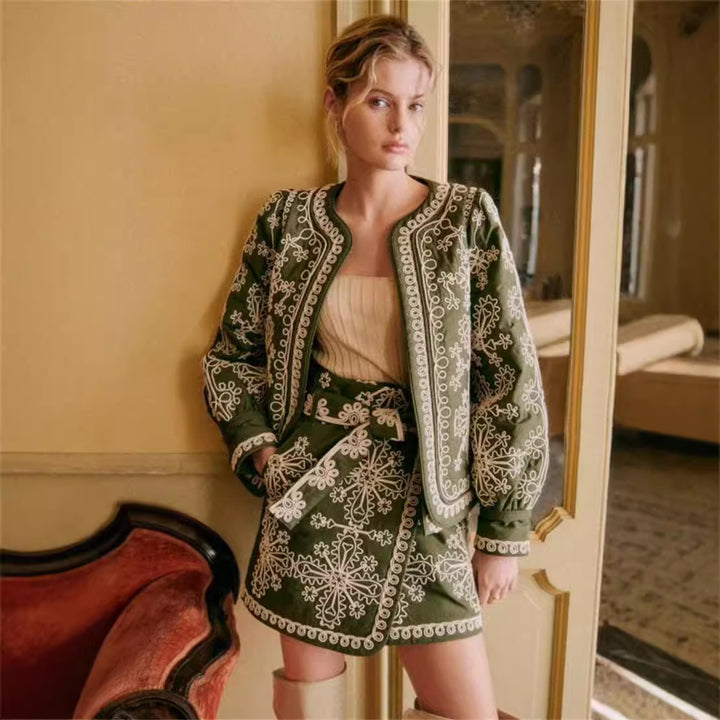 Damen gestickte Blumenjacke mit Volumenärmeln Drune