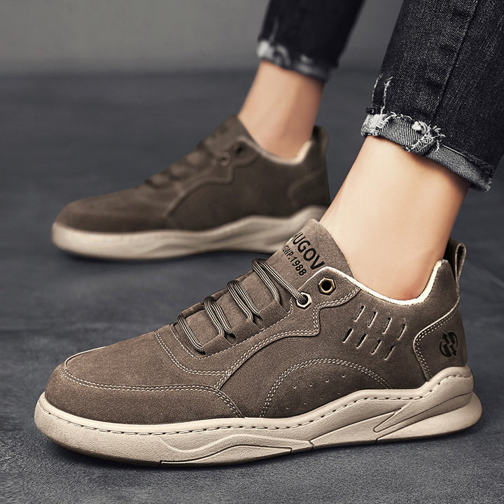 Herren urbaner Veloursleder-Optik City-Sneaker mit gelochter Seitenbelüftung und ergonomischer Plateaulaufsohle Drune