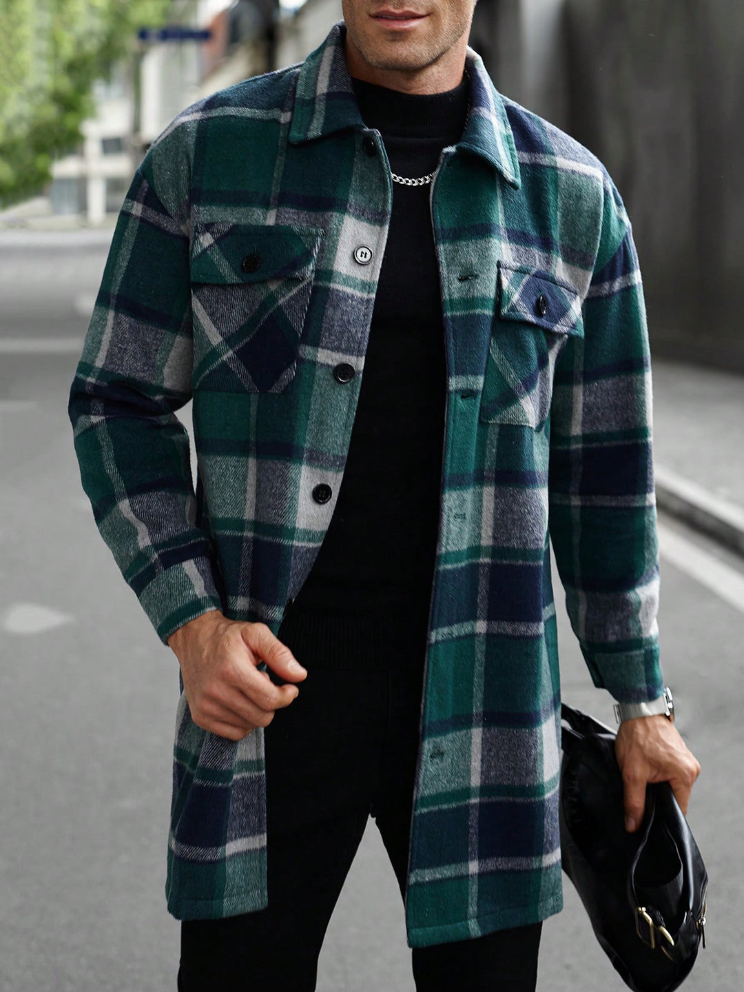 Herren nan kariertes Longline-Überhemd mit aufgesetzten Brusttaschen und Knopfleiste Drune
