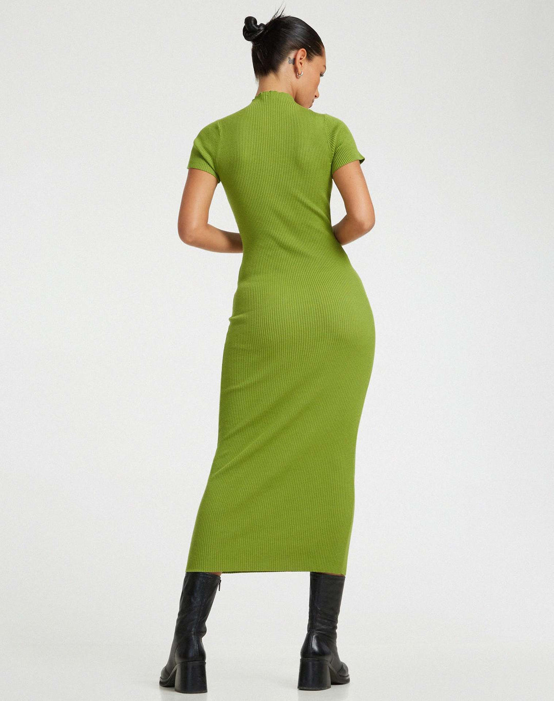 Damen figurbetontes Strickkleid mit asymmetrischem Ausschnitt und hohem Kragen Drune