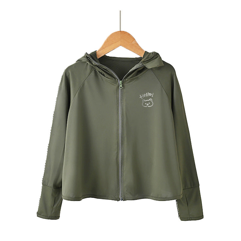 Damen leichte Sportjacke mit Kapuze und dezentem Motiv Drune