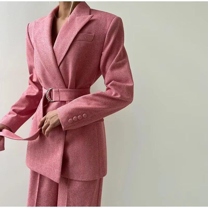Damen Blazer-Anzug mit figurbetontem Oberteil und weiten Beinen Drune