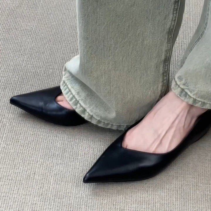 Damen elegante Slipper mit spitzem Zehenbereich und hochwertiger Lederoptik Drune