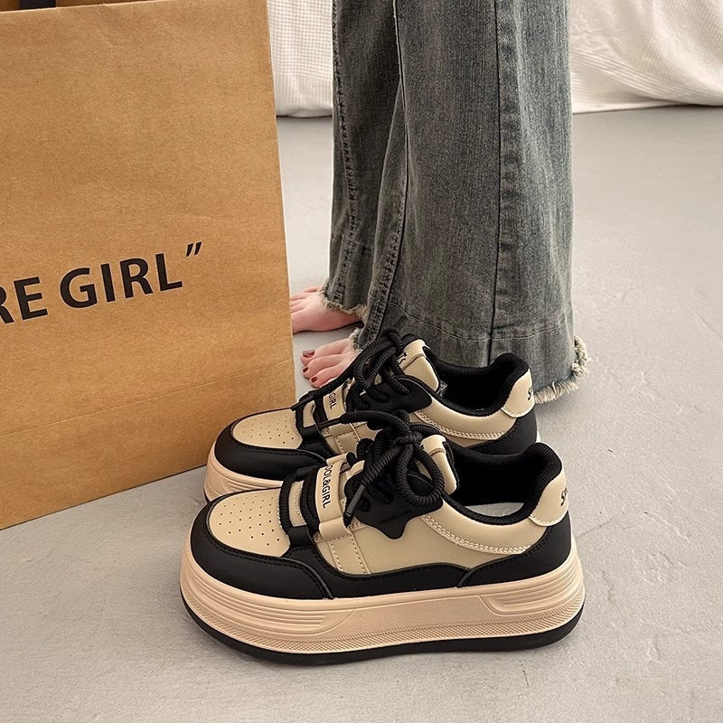 Damen Sportliche Plateau-Sneaker mit elastischen Schnürsenkeln und dämpfender Sohle Drune