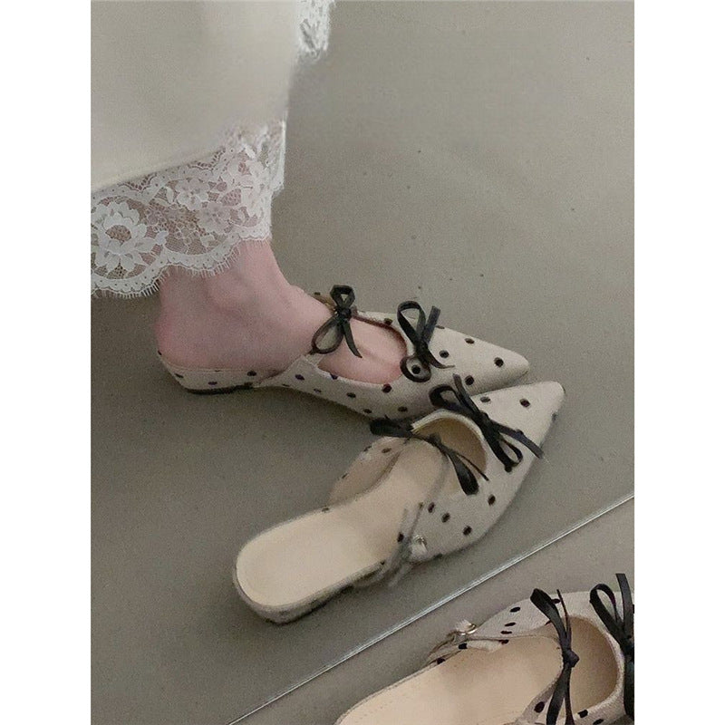 Damen Spitz zulaufende Schlupf-Mules in Leinenoptik mit Polka-Dot und Zierschleife Drune