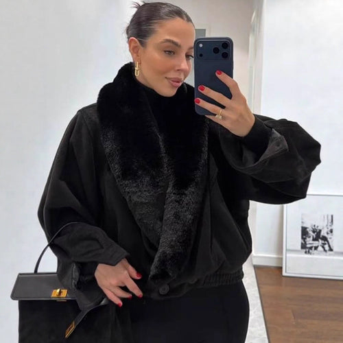 Damen Kurzjacke mit voluminösem Kunstfell-Schalkragen und elastischem Saum Drune