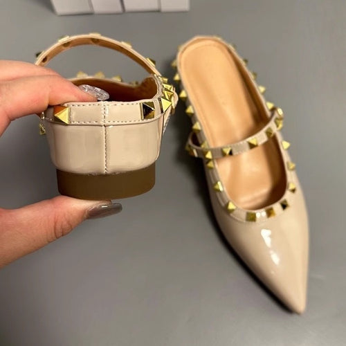 Damen Spitz zulaufende Lack‑Mary‑Jane Mules mit gepolstertem Komfortfußbett und goldenen Pyramidennieten Drune