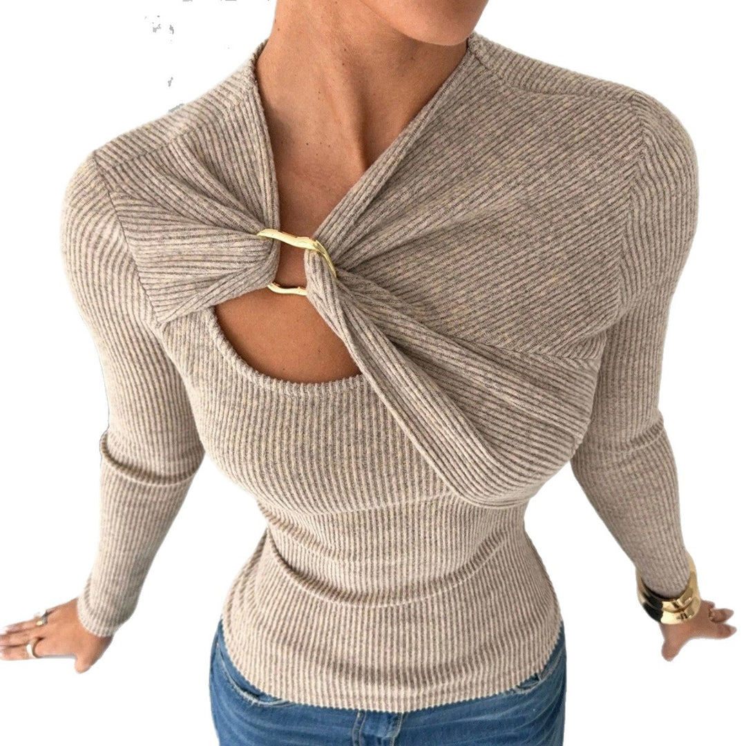 Damen nan figurbetonter Rippstrickpullover mit asymmetrischem Drehknoten und dekorativem Metallring Drune