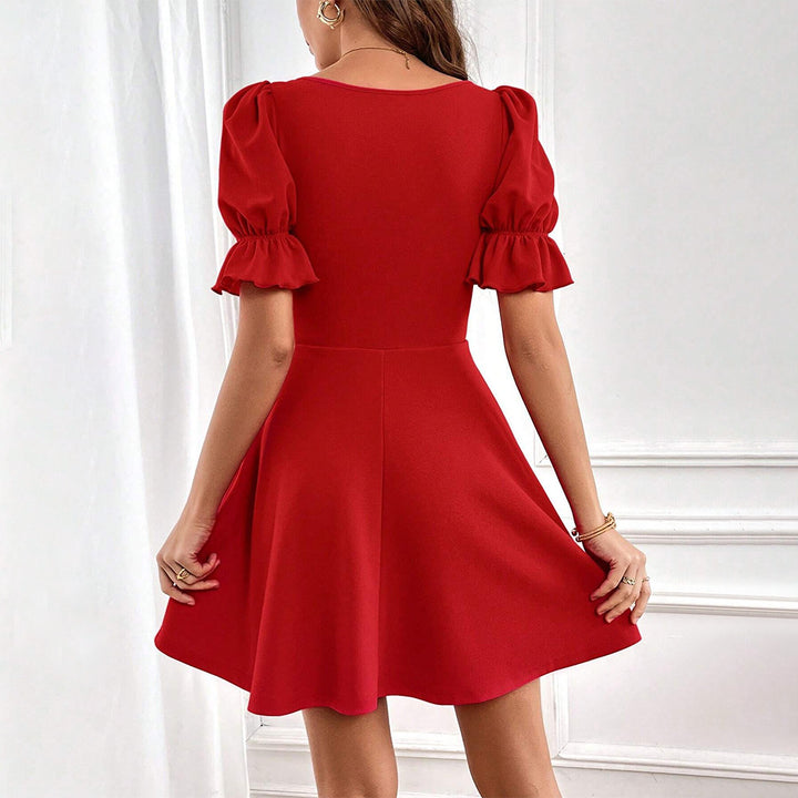 Damen Kurzarmkleid mit quadratischem Ausschnitt und schwingendem Rock Drune