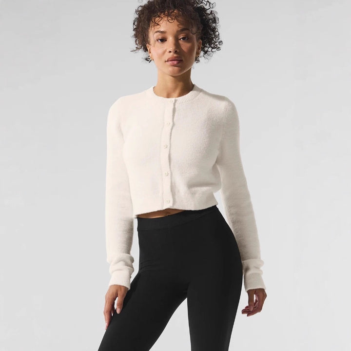 Damen cropped Strickjacke mit praktischem Knopfverschluss und lässigem Design Drune