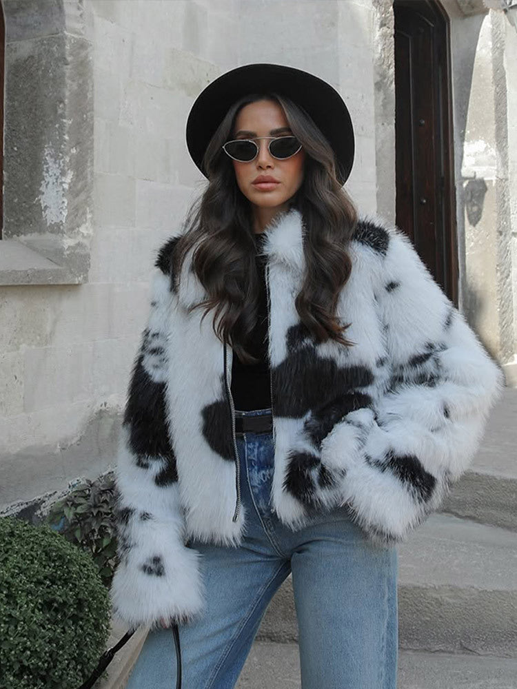 Damen Kurz geschnittener Faux‑Fur‑Bomber mit Fleckenmuster Drune