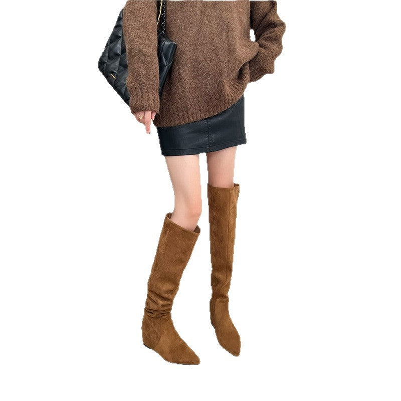 Damen kniehohe Slouch-Stiefel aus Veloursleder mit spitzer Zehenpartie Drune