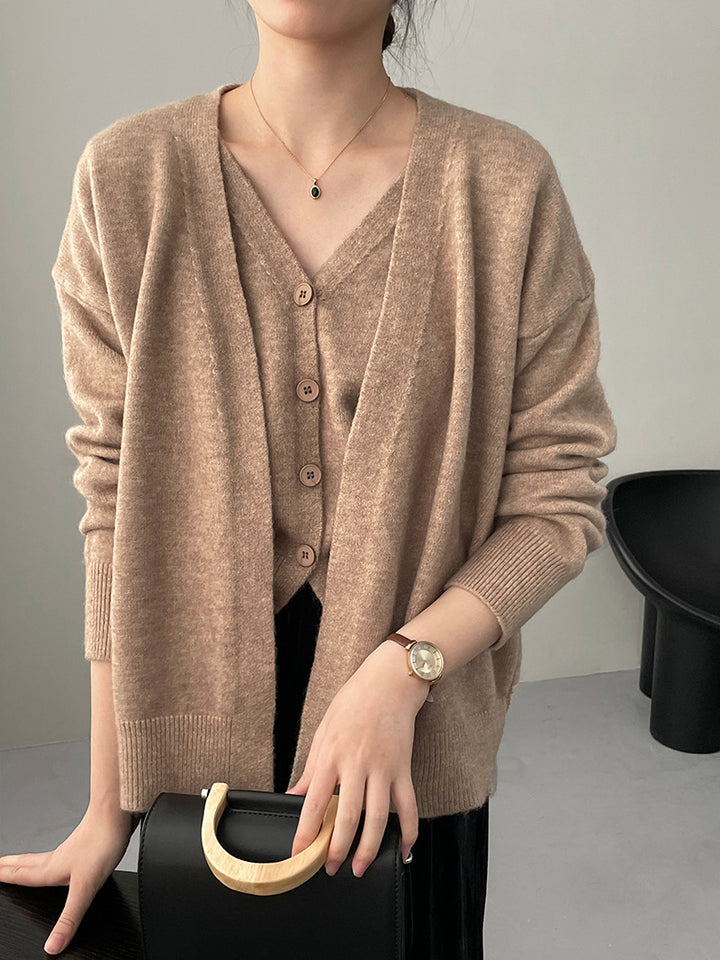 Damen Modische Strickjacke mit V-Ausschnitt und Knopfverschluss Drune