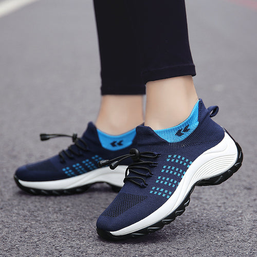Damen gestrickte Slip-On Sneaker mit Schnellzugkordel, elastischem Schaft und stoßdämpfender Plateau-Sohle Drune