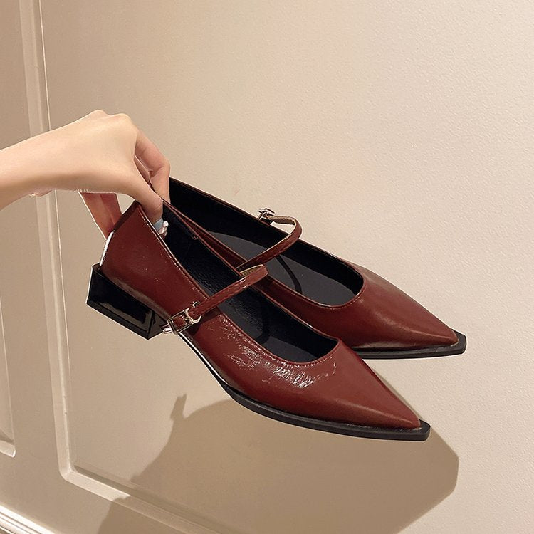 Damen Riemchenpumps im Mary‑Jane‑Stil mit spitzer Zehenkappe und geformtem Blockabsatz Drune
