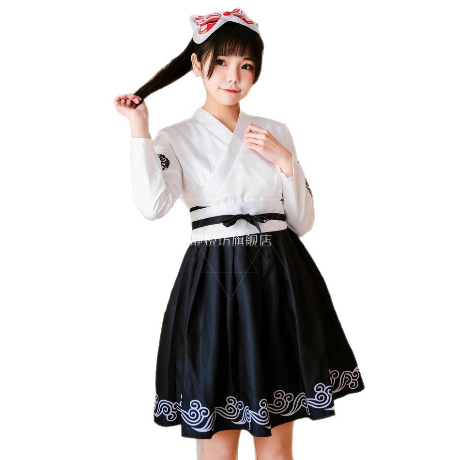 Damen Kleid im eleganten Kimono-Stil mit kontrastierenden Akzenten Drune